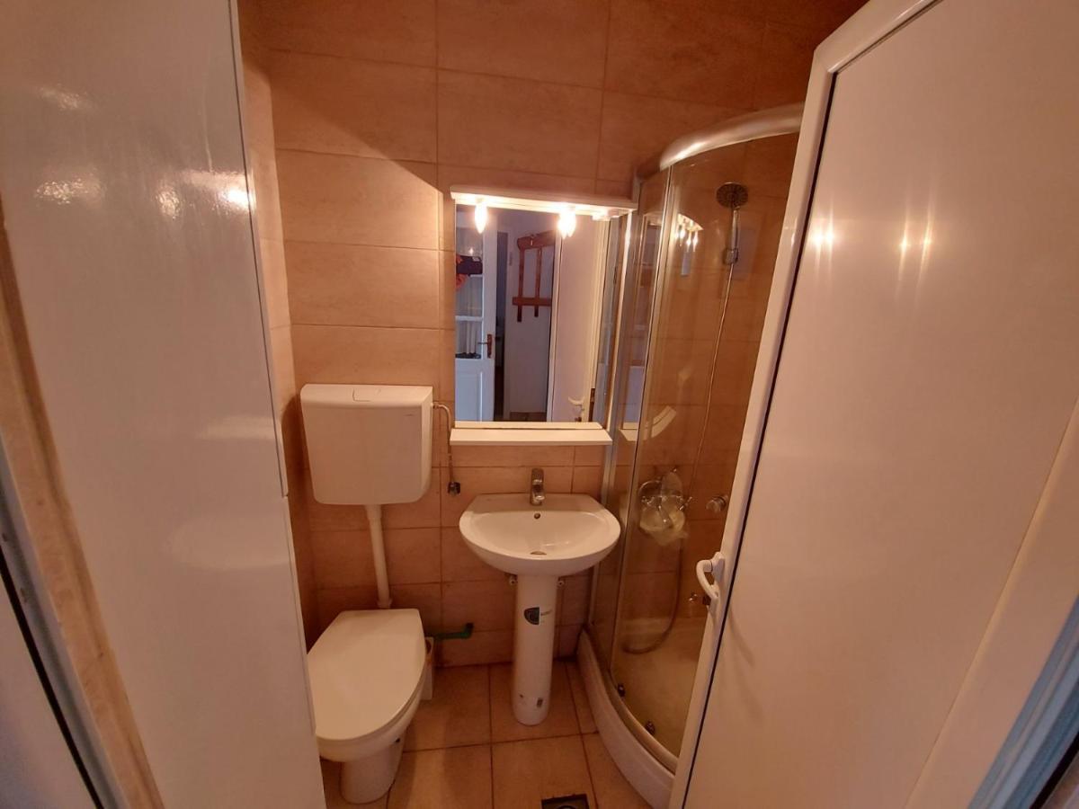 Apartments Radulovic 수토모레 외부 사진