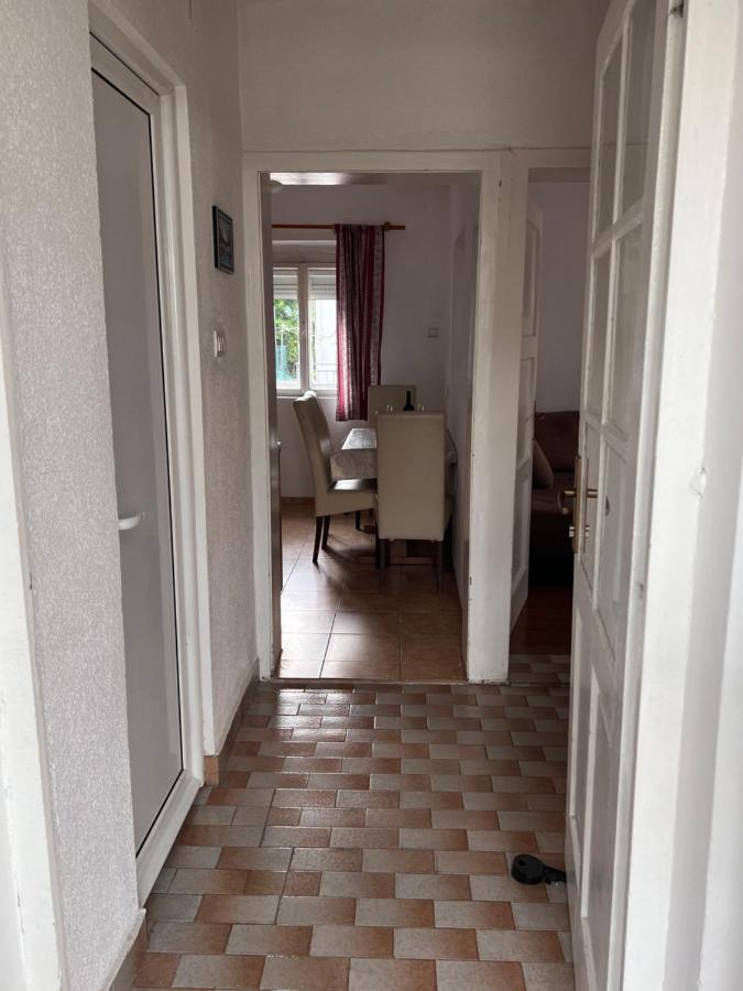 Apartments Radulovic 수토모레 외부 사진