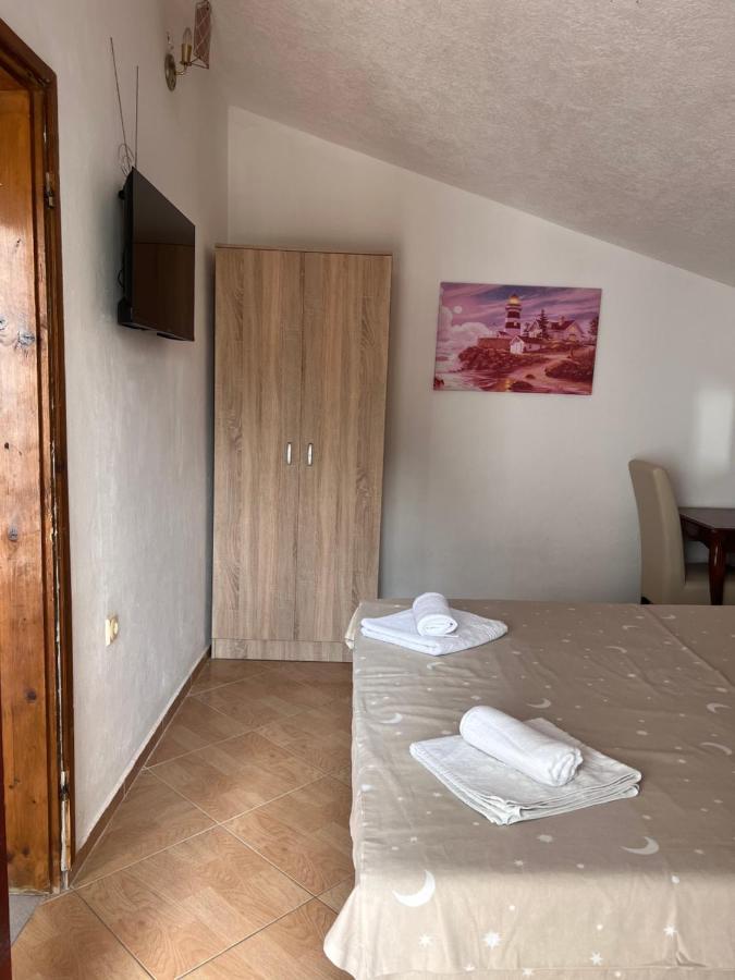 Apartments Radulovic 수토모레 외부 사진