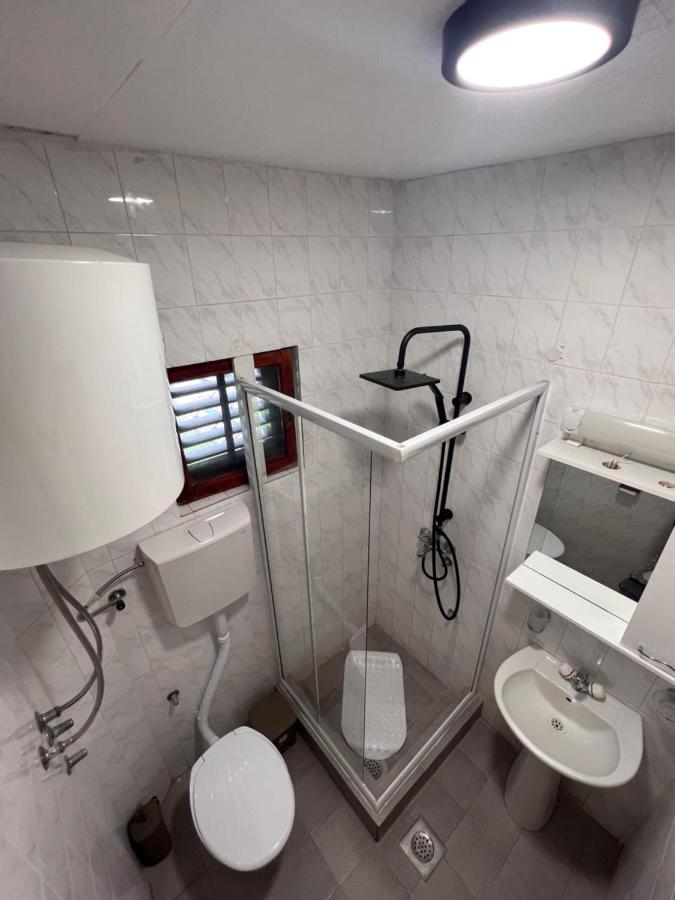 Apartments Radulovic 수토모레 외부 사진