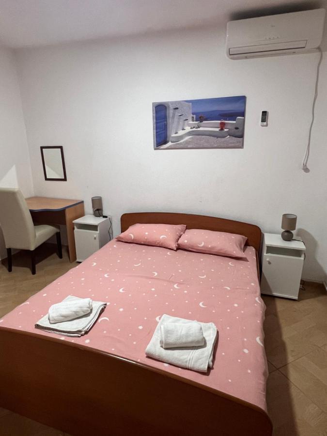 Apartments Radulovic 수토모레 외부 사진