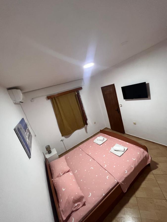 Apartments Radulovic 수토모레 외부 사진