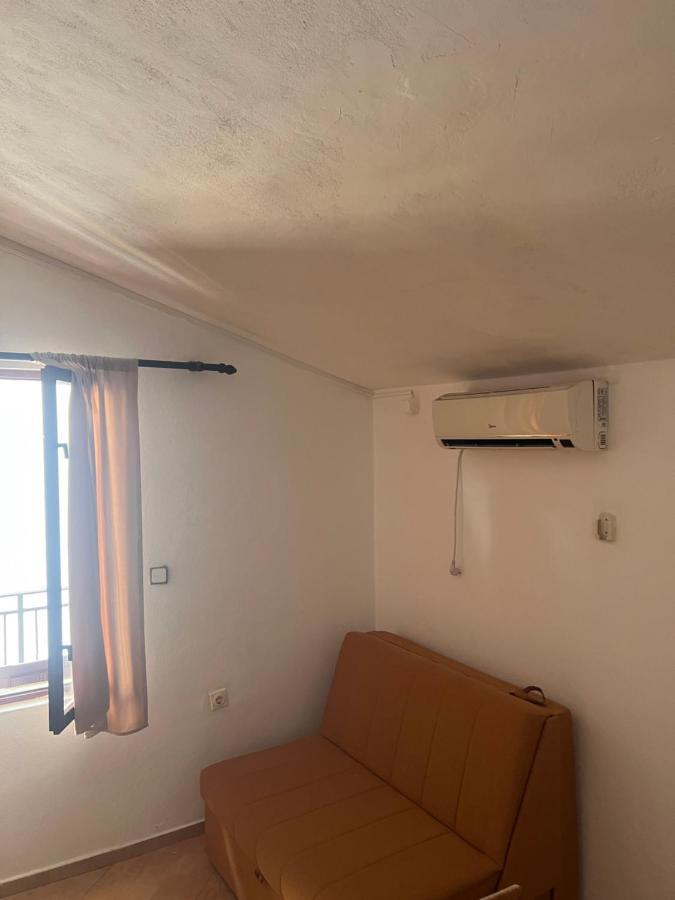 Apartments Radulovic 수토모레 외부 사진